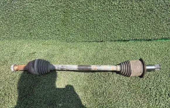 Mercedes-Benz Vito Viano W639 Rear driveshaft 6393501810 6393501210