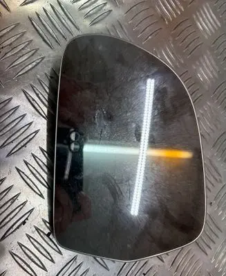 Audi A4 S4 B8 8K Wing mirror glass 8T0857535D X80907S
