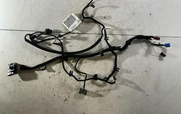 Maserati Ghibli Front door wiring loom 06700086120
