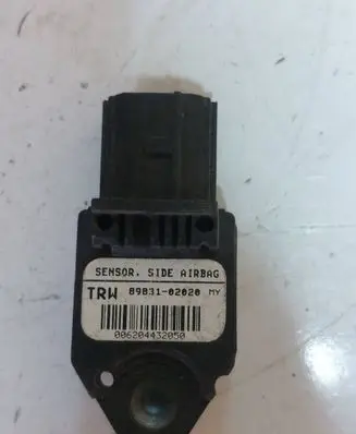 Toyota Corolla E120 E130 Airbag deployment crash/impact sensor 8983102020 006204432050