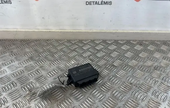 Seat Leon (1P) Parking PDC control unit/module 5P0919475B