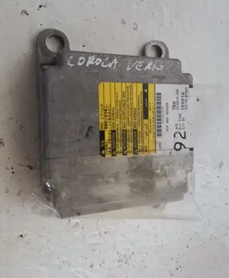 Toyota Corolla Verso E121 Airbag control unit/module 213819108