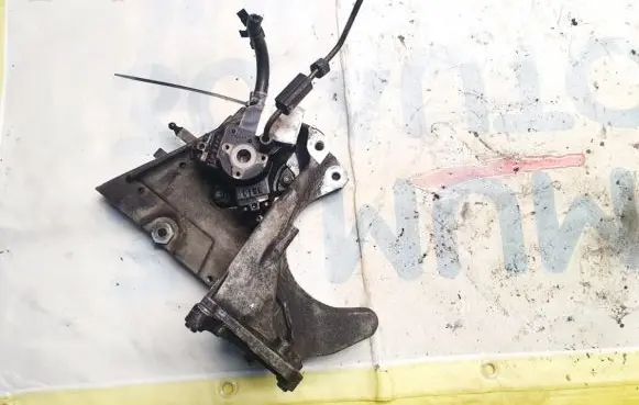 Opel Insignia A Fuel injection high pressure pump 0445010193 55571005