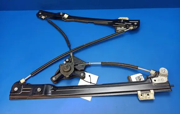 Volkswagen Caddy Front door manual window regulator 2K0837040