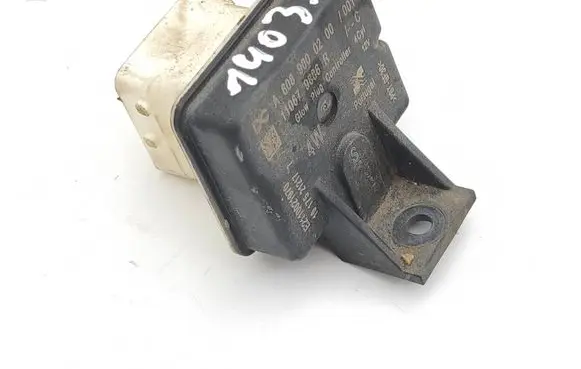 Renault Megane IV Glow plug pre-heat relay A6089000200 110679886R