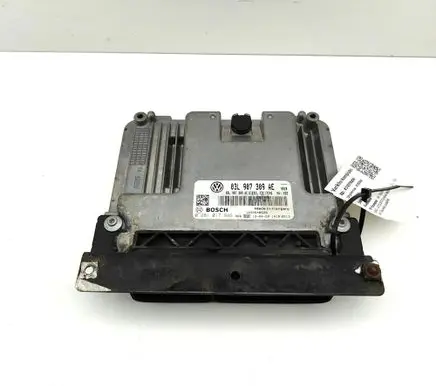Volkswagen Tiguan Engine control unit/module 03L907309AE 0281017946