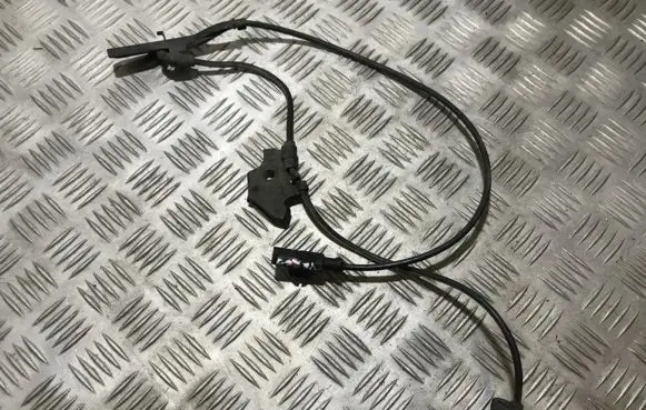 Toyota Auris 150 ABS brake wheel speed sensor 0265007805 89542-02061
