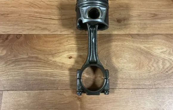 Audi A4 S4 B7 8E 8H Piston with connecting rod BHS 038J