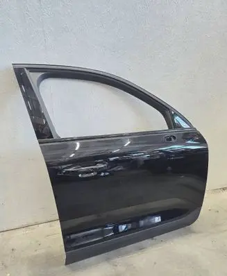 Volvo XC40 Front door 
