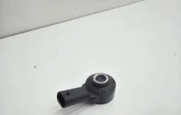 Mercedes-Benz C W205 Detonation knock sensor A0009056205