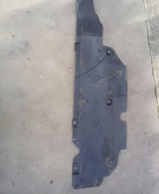 Renault Captur II Center/middle under tray cover 748152187R