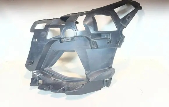 BMW 2 F44 Front bumper mounting bracket 8075515