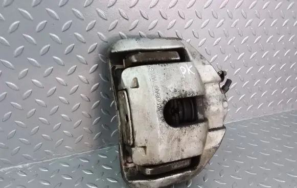 BMW 7 E65 E66 Front brake caliper