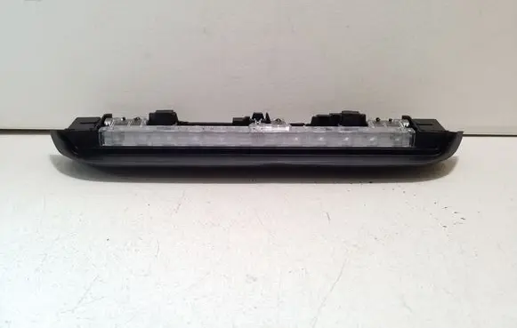 BMW 3 G20 G21 Third/center stoplight 90114203 7420460