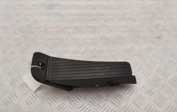 Volvo S90, V90 Accelerator throttle pedal 32269124