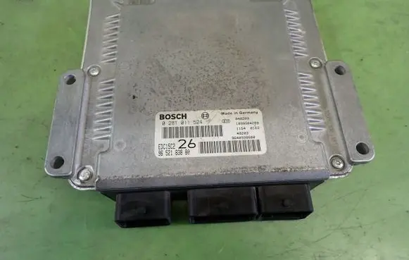 Citroen C5 Engine control unit/module ECU 9652183880