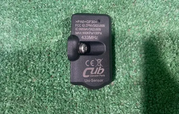 Renault Megane III Tire pressure sensor 