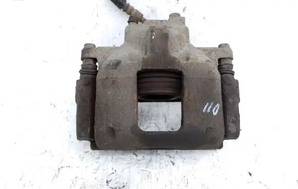 Chrysler Town & Country V Front brake caliper