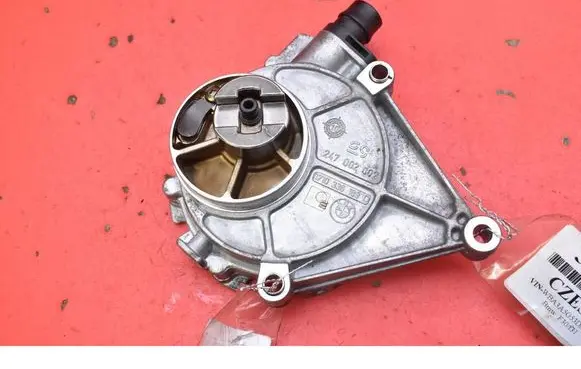 BMW 7 F01 F02 F03 F04 Vacuum pump 0710336182A