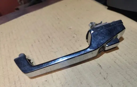 Rear door exterior handle