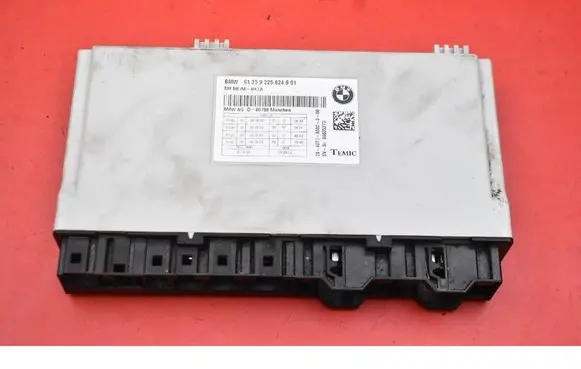 BMW 7 F01 F02 F03 F04 Engine control unit/module ECU 9225624