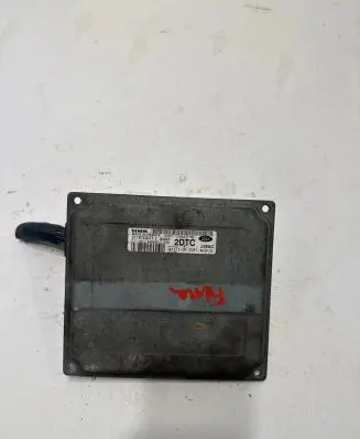 Ford Fiesta Engine control unit/module S118763015C 6S6112A650NC