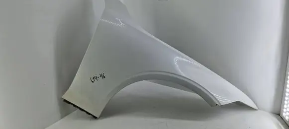 Volvo S90, V90 Fender 61446