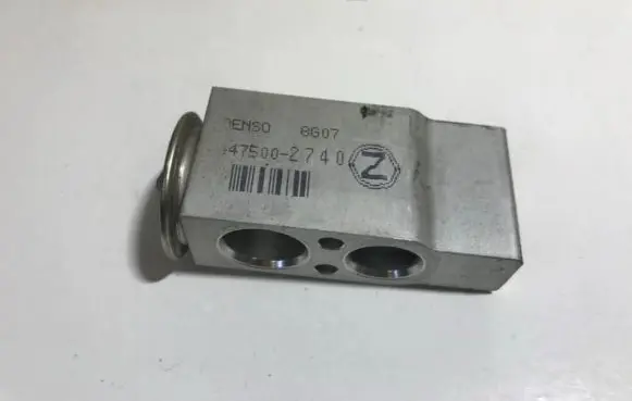 Toyota Yaris Air conditioning (A/C) expansion valve 4475002740 447500-2740
