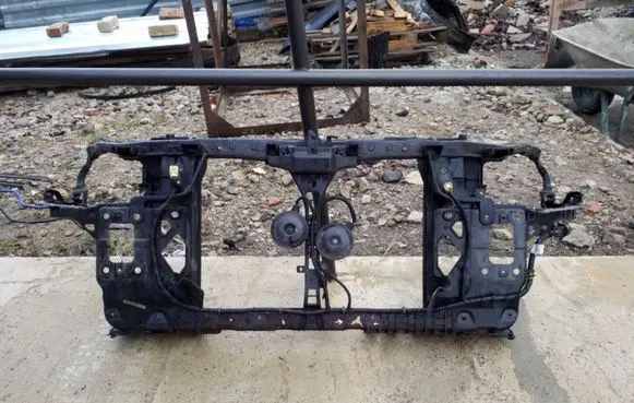 Hyundai i30 Radiator support slam panel OEM