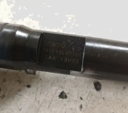Mazda 6 Fuel injector R2AA13H50 R2AA