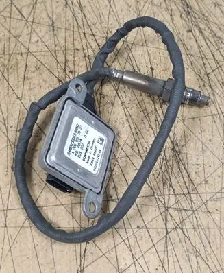 Mercedes-Benz Sprinter W906 Lambda probe sensor A0009053503
