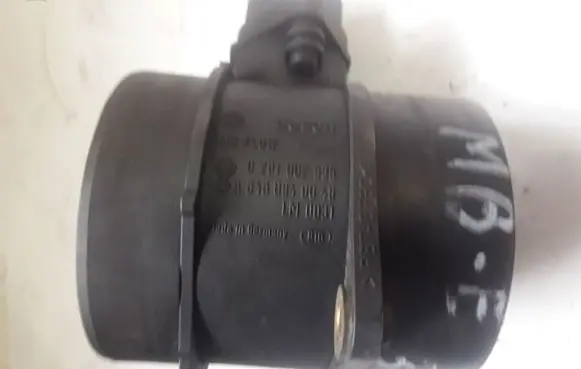 Mercedes-Benz E W210 Mass air flow meter 0281002535