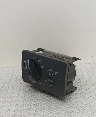Ford Focus Light switch 7M5T13A024