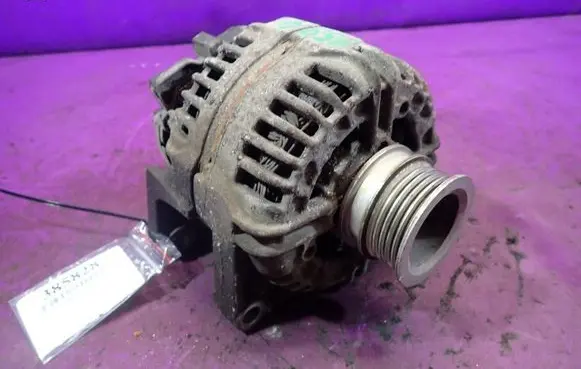 Opel Meriva A Generator/alternator 