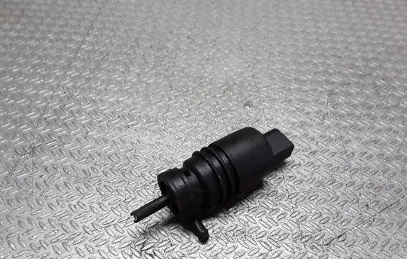 Windscreen/windshield washer pump