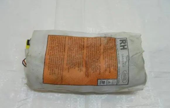 Land Rover Evoque I Seat airbag BJ32611D32AC