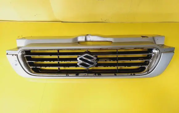 Suzuki Baleno EG Front grill