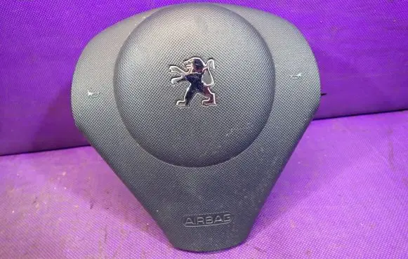 Peugeot 1007 Steering wheel airbag 96441877