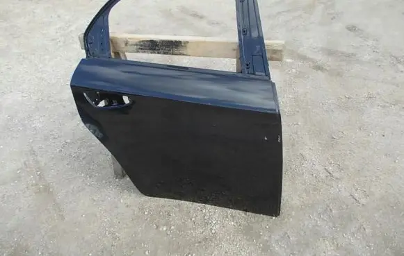 Alfa Romeo 159 Front door