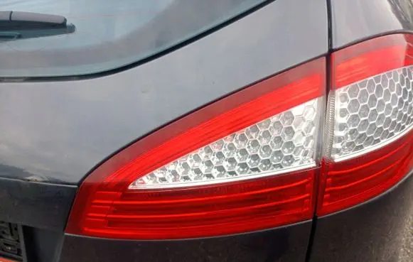 Ford Mondeo MK I Rear/tail lights set 