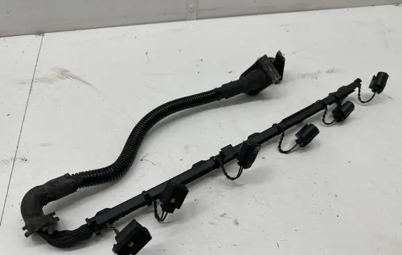 BMW 6 F12 F13 Fuel injector wires 8507994