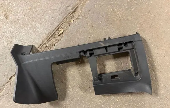 Volkswagen Golf VII Dashboard lower bottom trim panel 5G1858367C