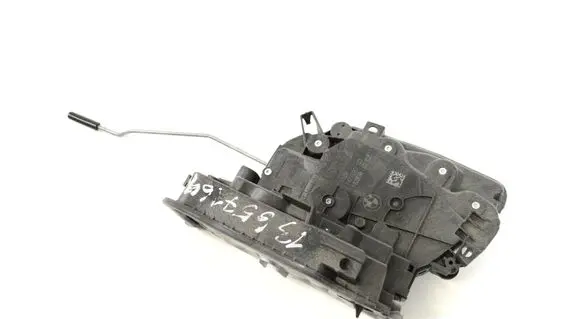 Toyota C-HR I Rear door lock 7477690