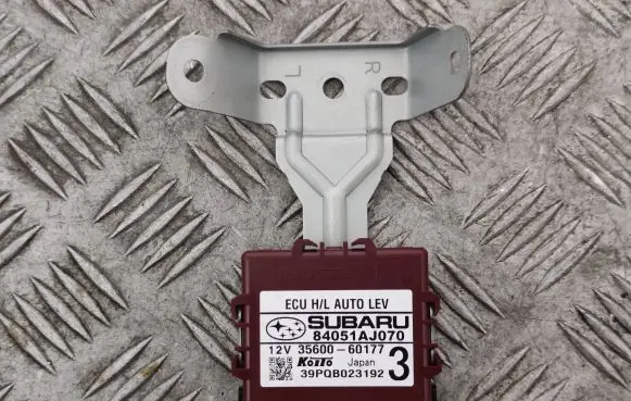 Subaru Outback Light module LCM 84051AJ070 3560060177