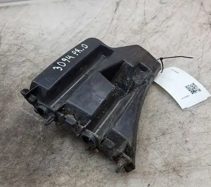 Volvo V60 Front bumper mounting bracket 30796626