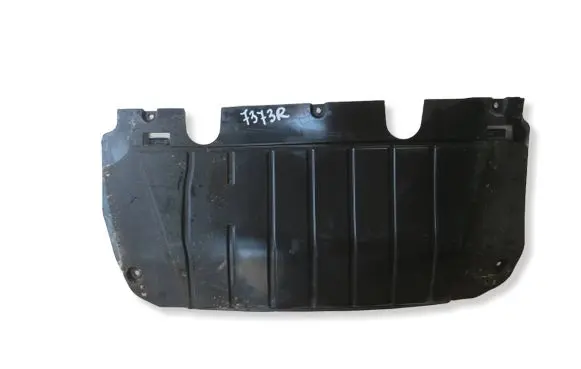 Renault Clio III Engine splash shield/under tray 8200520829