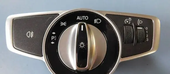 Mercedes-Benz Sprinter W907 W910 Light switch