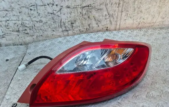 Mazda 2 Rear/tail lights D65151150 P5776