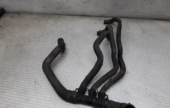 Renault Megane II Engine coolant pipe/hose