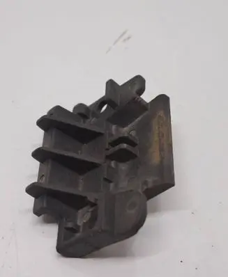 Toyota Auris 150 Headlight/headlamp mounting bracket 